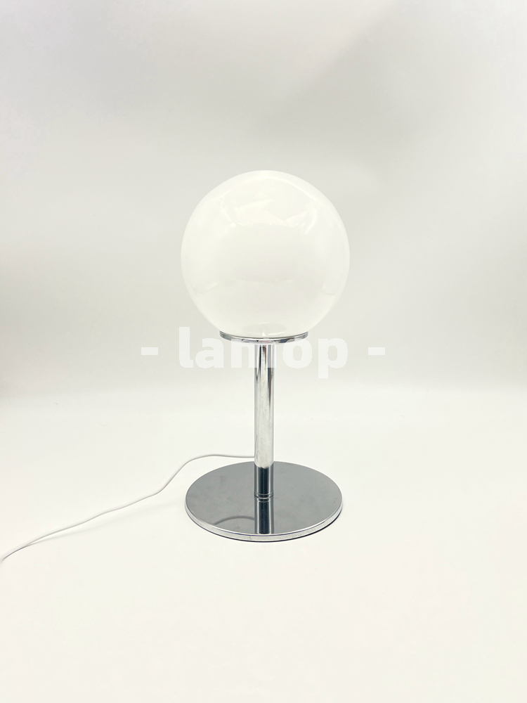 Milky White Solid Globe Chrome - đánh giá và giá Lighting Decoration